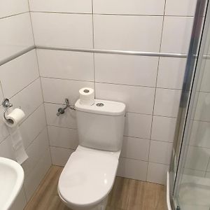 Pokój z łóżkiem king-size